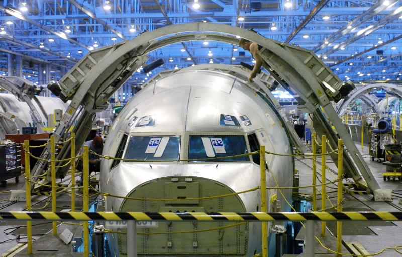 Illustration for article titled The Stunning Factory Porn Of Aircraft Assembly Lines